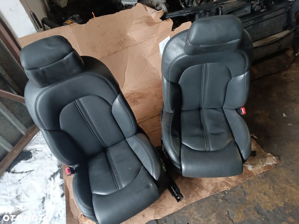 AUDI A8 D4 2012R KOMPLET FOTELI SKÓRY ŁADNE - 1
