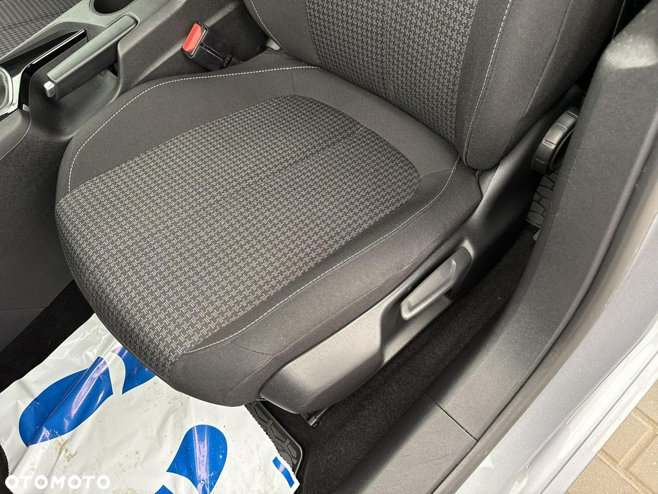 Peugeot 308 - 17