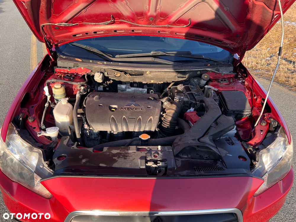 Mitsubishi Lancer 1.8 Intense - 9