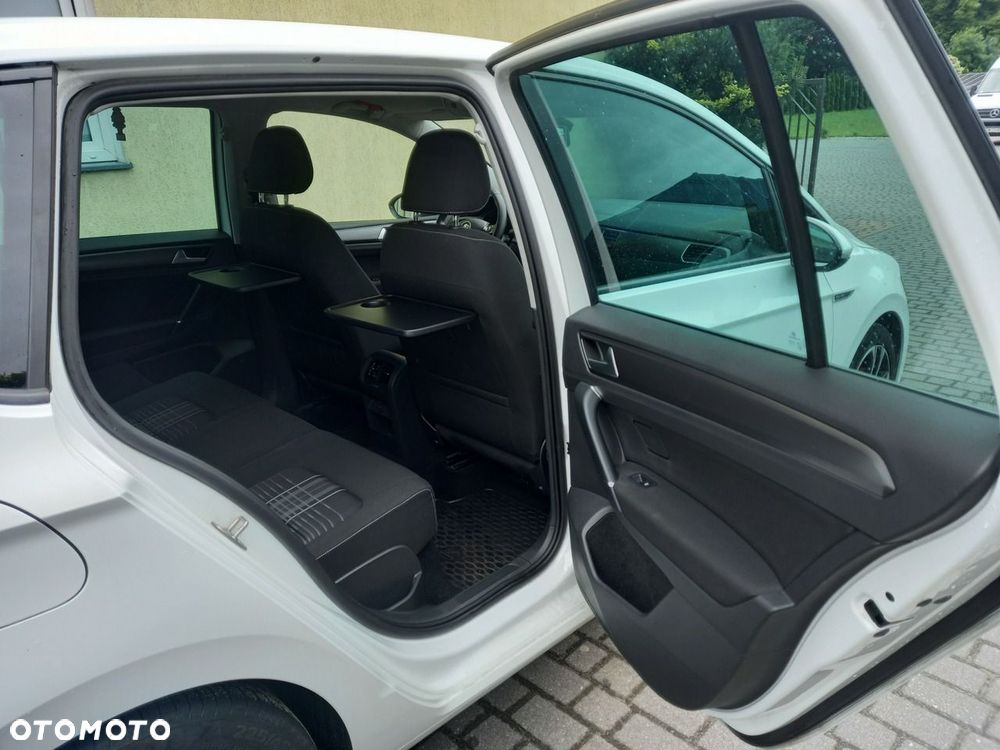 Volkswagen Golf Sportsvan 2.0 TDI SCR DSG Highline - 25