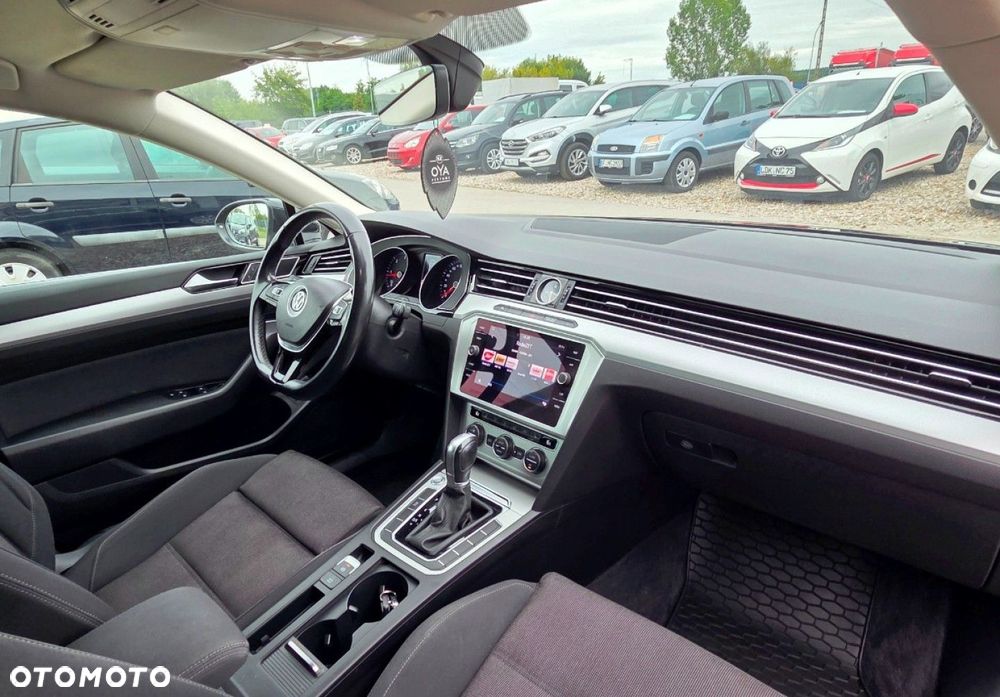 Volkswagen Passat - 7