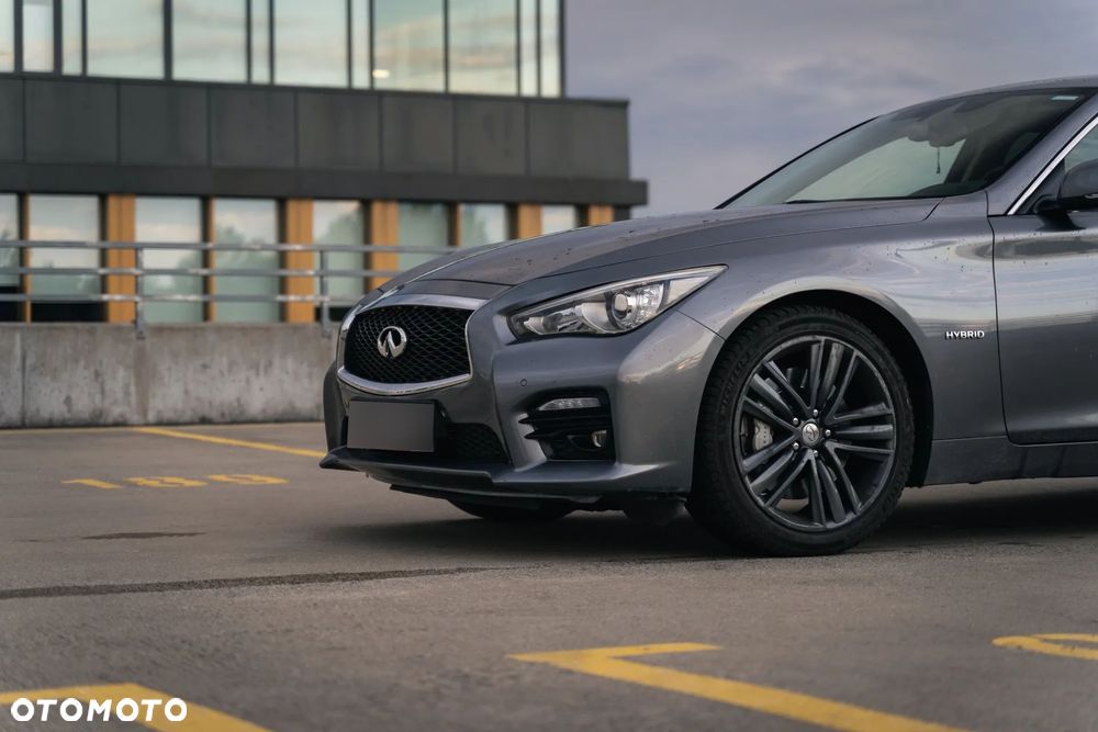 Infiniti Q50 - 3