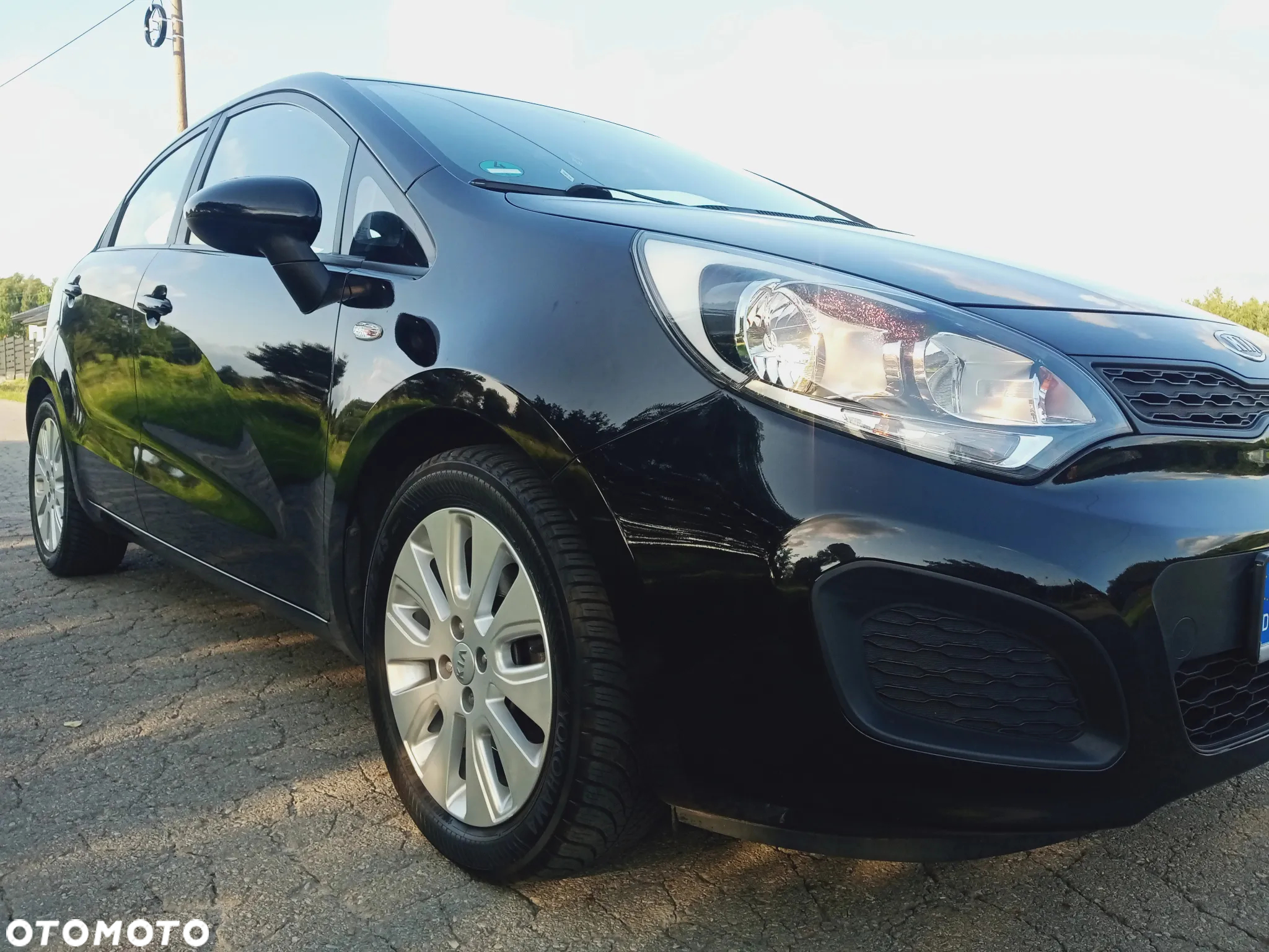 Kia Rio - 12