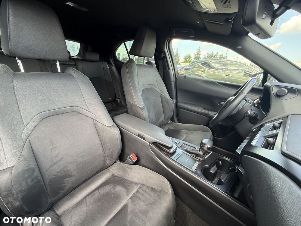 Lexus UX 250h GPF Business Edition 2WD - 7
