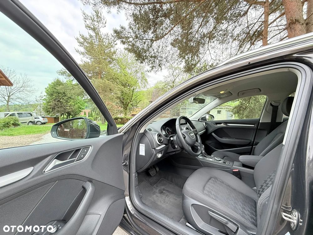 Audi A3 Sportback 1.2 TFSI Attraction S tronic - 15