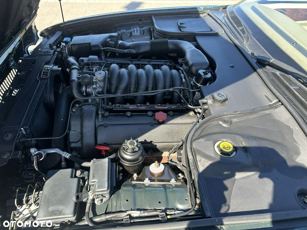 Jaguar XJ - 26