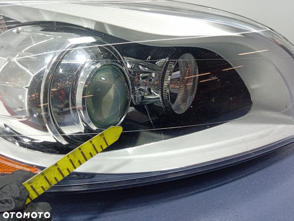 VOLVO XC60 I 08-13 REFLEKTOR PRAWY BIXENON EU 31420680 - 6