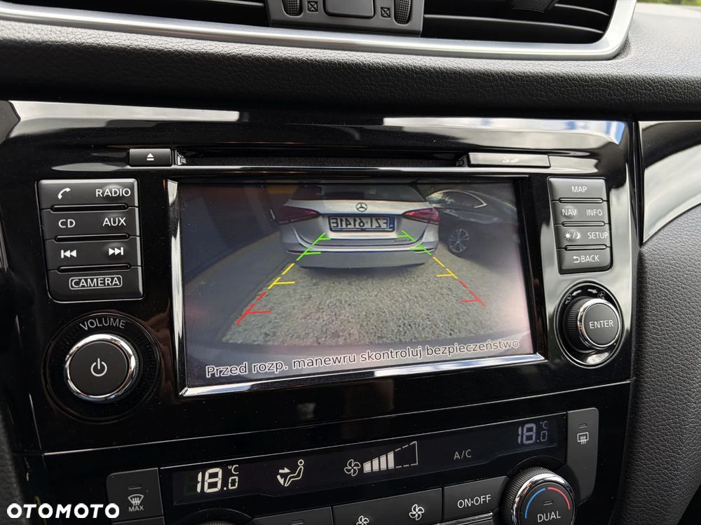 Nissan Qashqai 1.2 DIG-T N-Connecta - 26