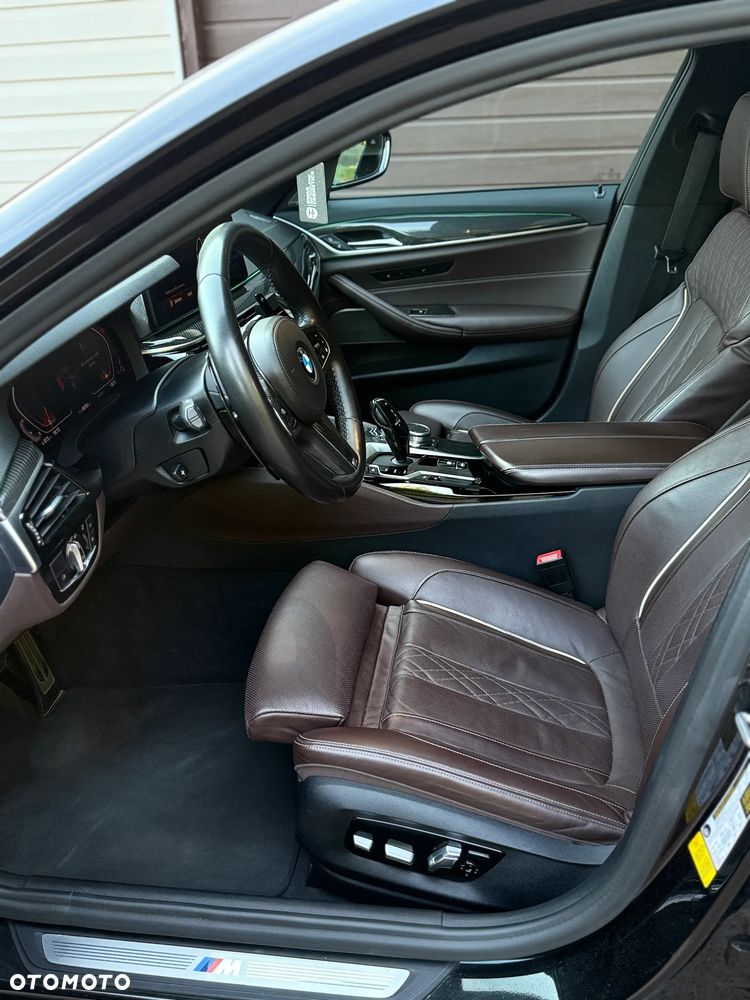 BMW Seria 5 540i M Sport sport - 24