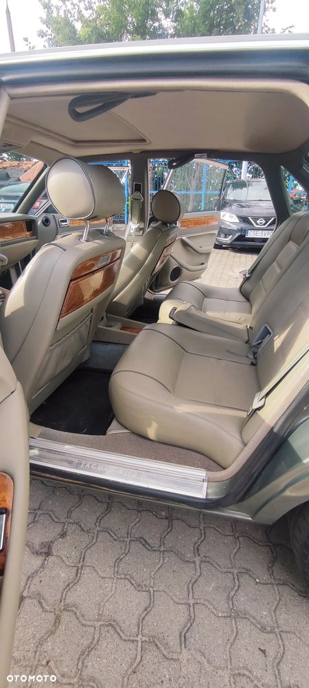 Jaguar XJ XJ12 6.0 - 8
