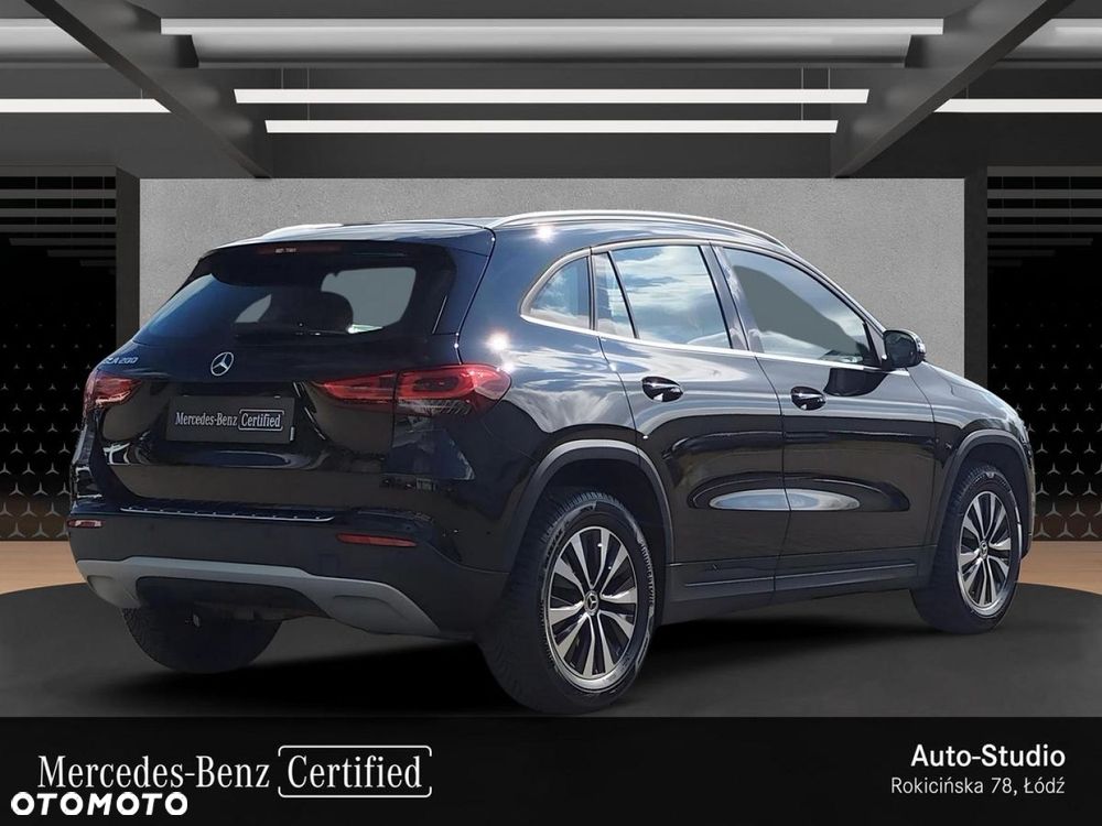 Mercedes-Benz GLA - 7