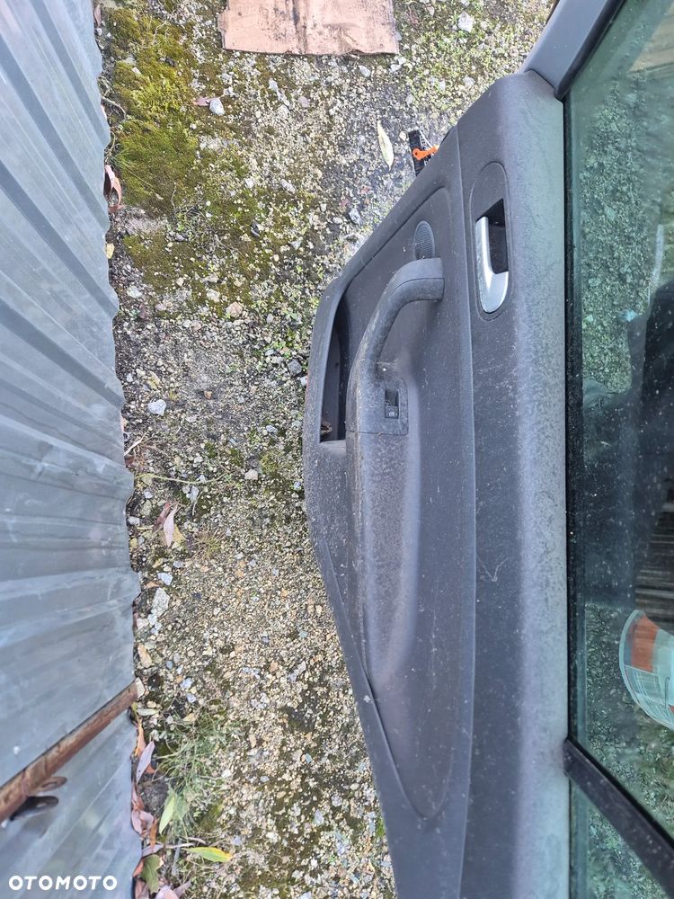 DRZWI PRAWY TYŁ VOLKSWAGEN GOLF V+ - 7