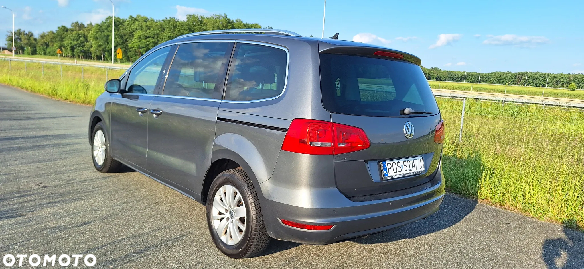 Volkswagen Sharan 2.0 TDI Comfortline - 6