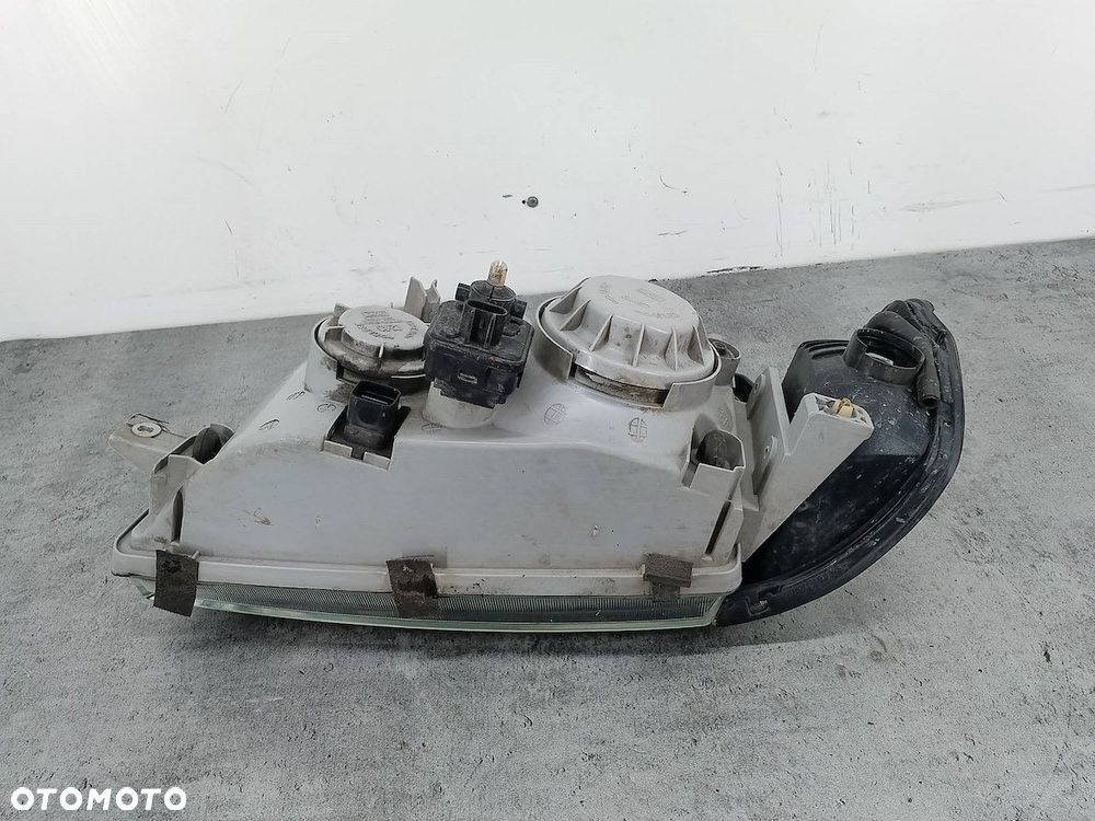 LAMPA PRZÓD PRAWA KIA JOICE 109-4997 - 2