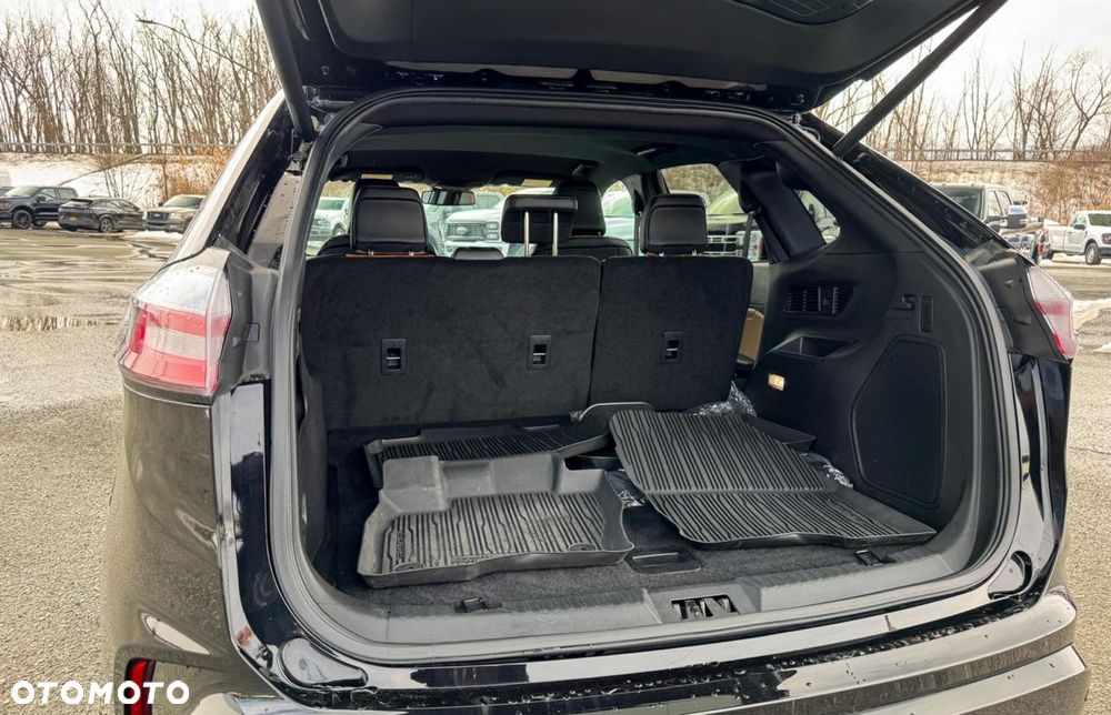 Ford Edge - 2