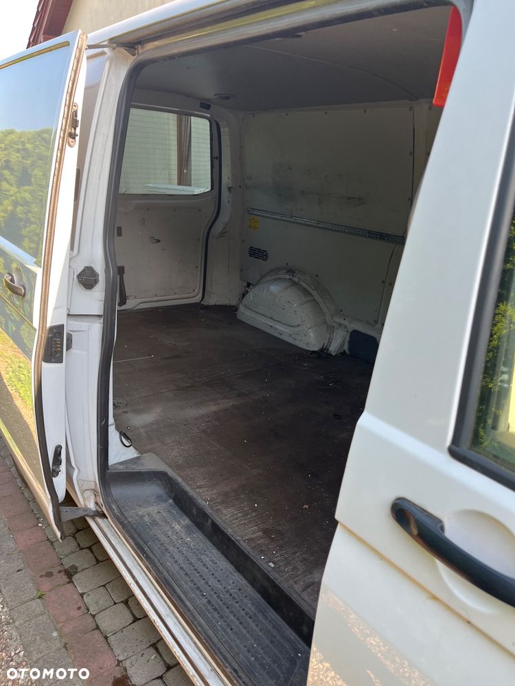 Volkswagen Transporter - 18