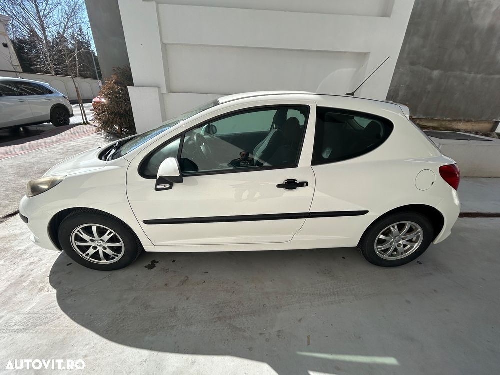 Peugeot 207 1.6 HDI FAP Eclipse - 11