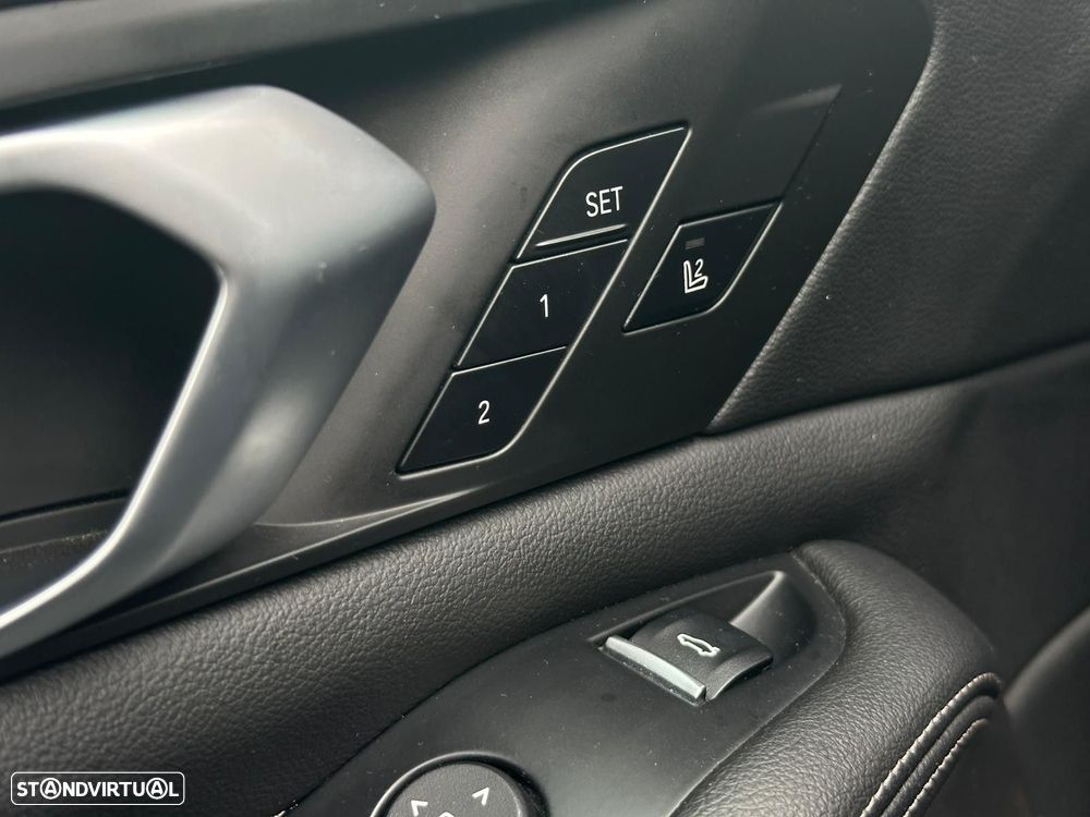 BMW X5 45 e xDrive Pack M - 22