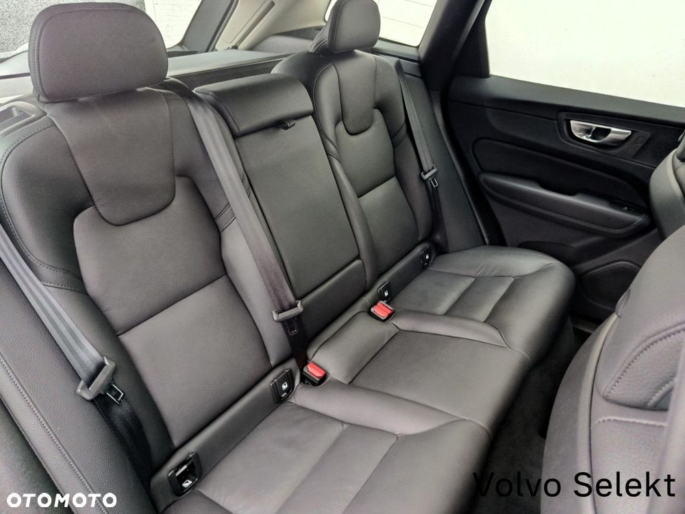 Volvo XC 60 - 18