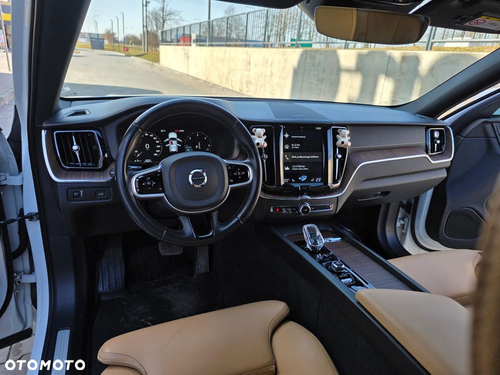 Volvo XC 60 ver-b4-d-awd-inscription - 38