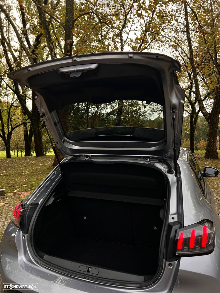 Peugeot 208 1.2 PureTech Allure Pack - 16