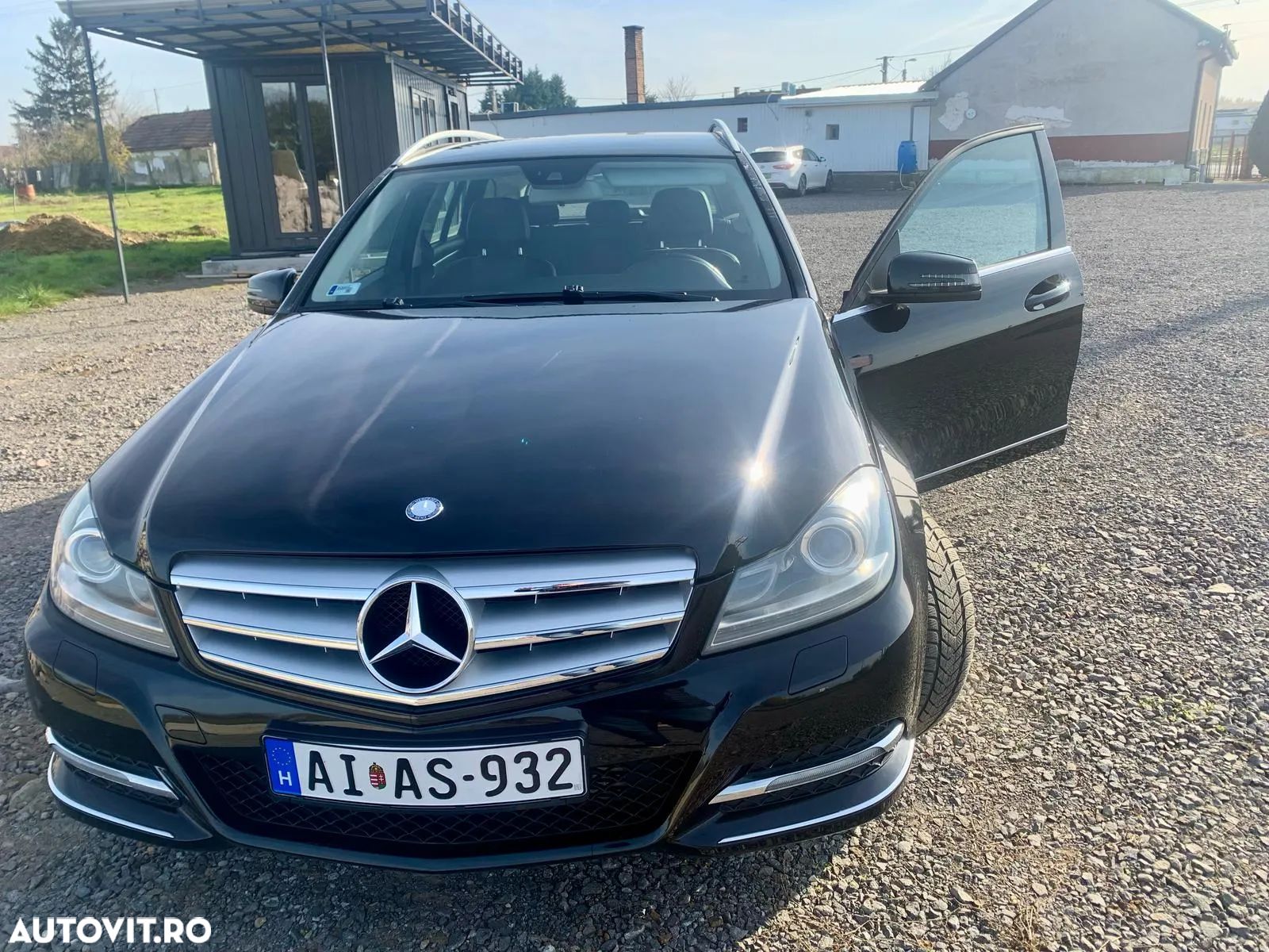 Mercedes-Benz C 180 T BlueEFFICIENCY Avantgarde - 1