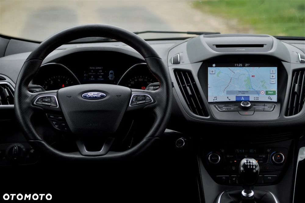 Ford Kuga - 34