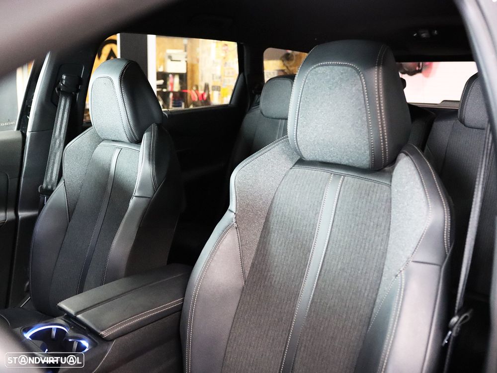 Peugeot 5008 1.5 BlueHDi GT Line J19 EAT8 - 6