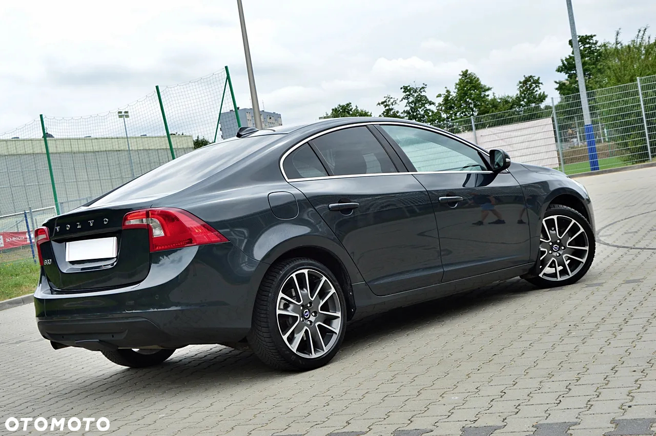 Volvo S60 D3 Momentum - 15