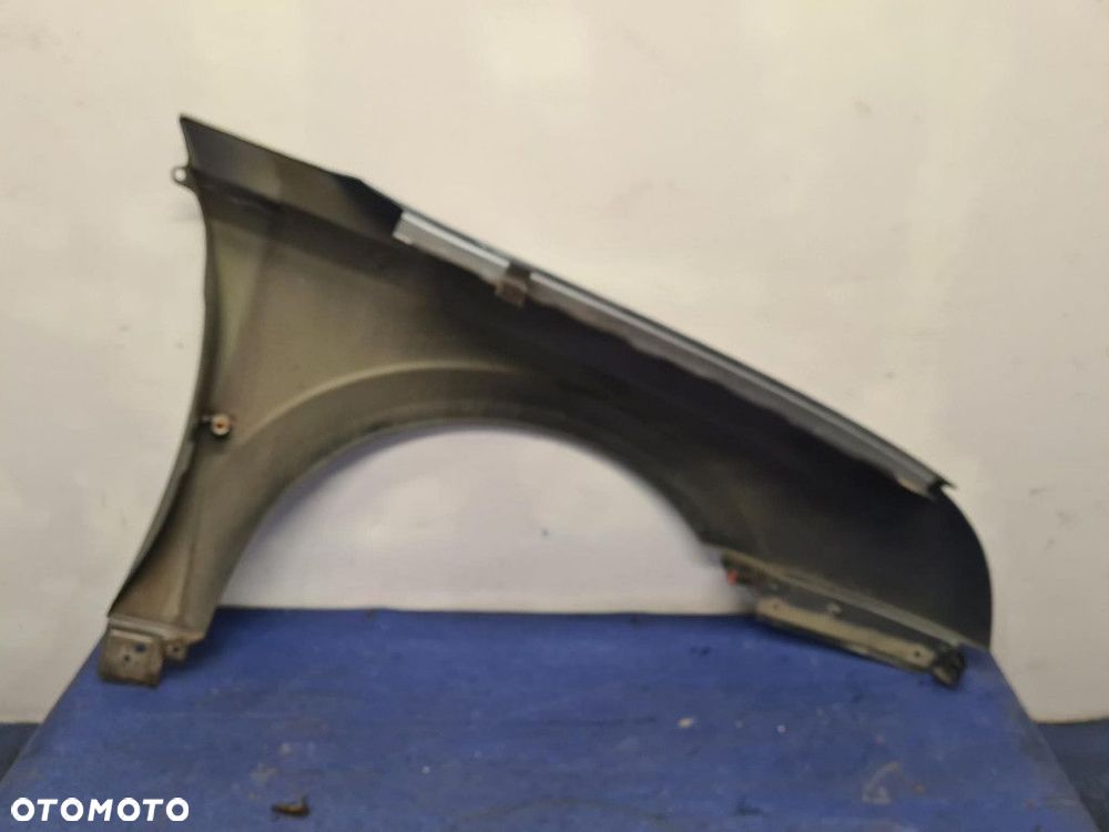 OPEL VECTRA C 3.0 GTS BŁOTNIK PRZÓD LEWY  Z155 - 10