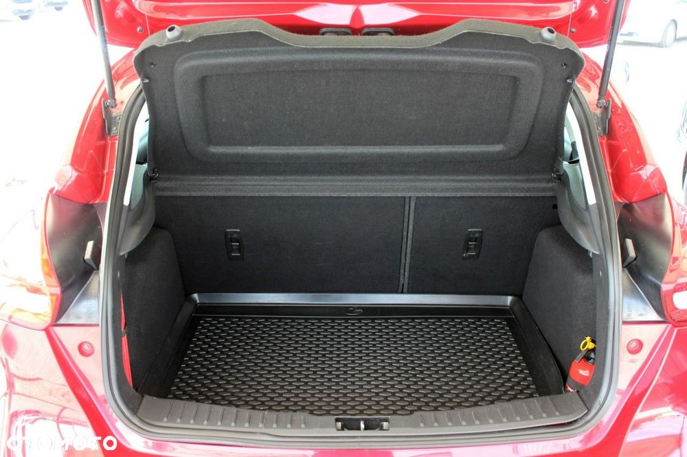 Ford Focus - 8