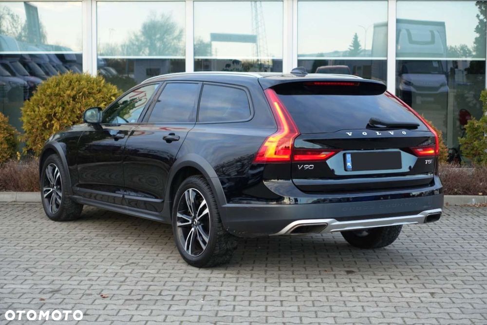 Volvo V90 Cross Country T5 AWD Pro - 5