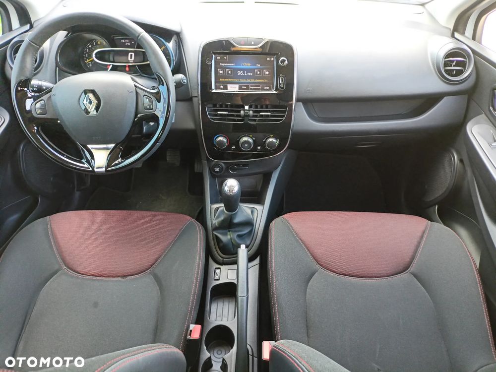 Renault Clio 1.2 16V 75 Life - 7