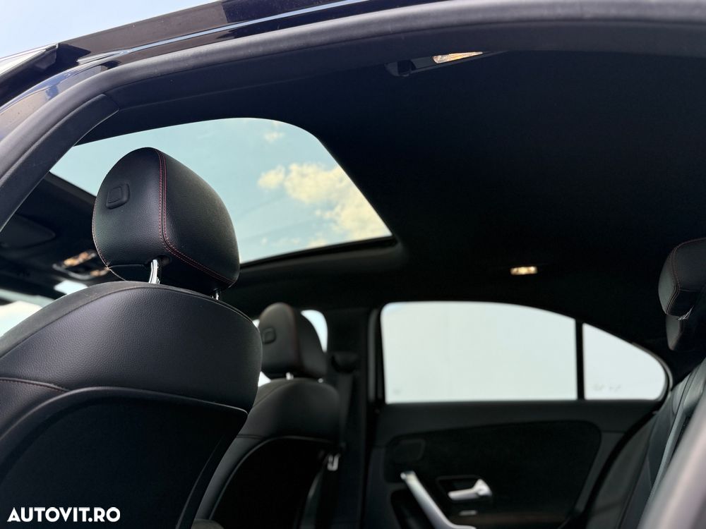 Mercedes-Benz A 200 d Sedan 8G-DCT AMG Line - 14