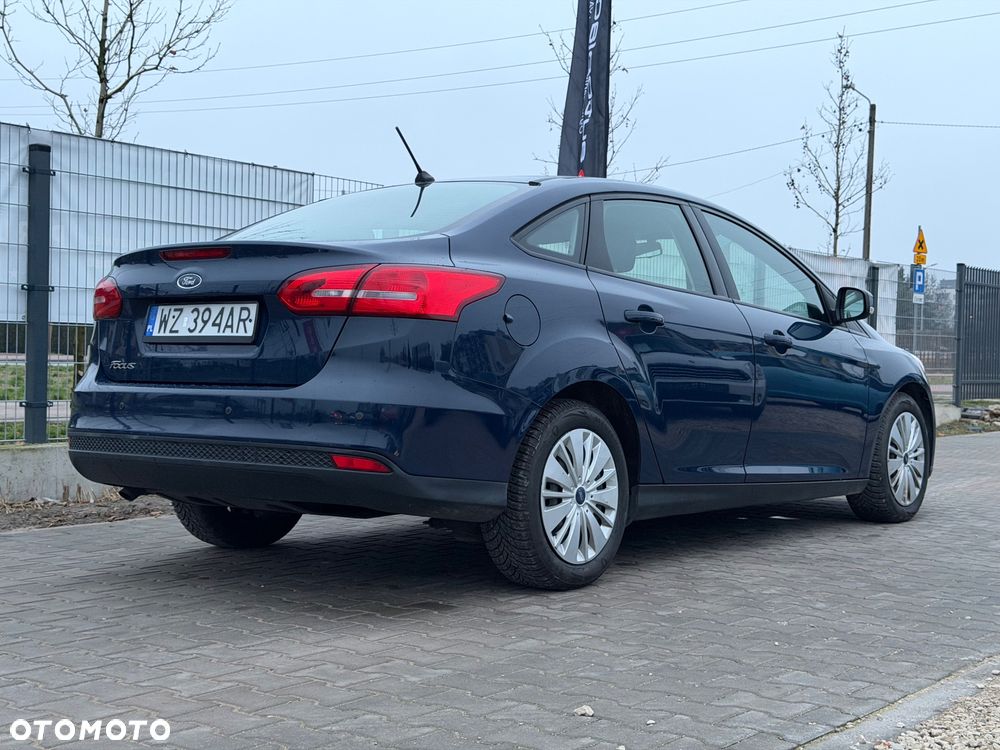 Ford Focus 1.5 TDCi Trend - 9