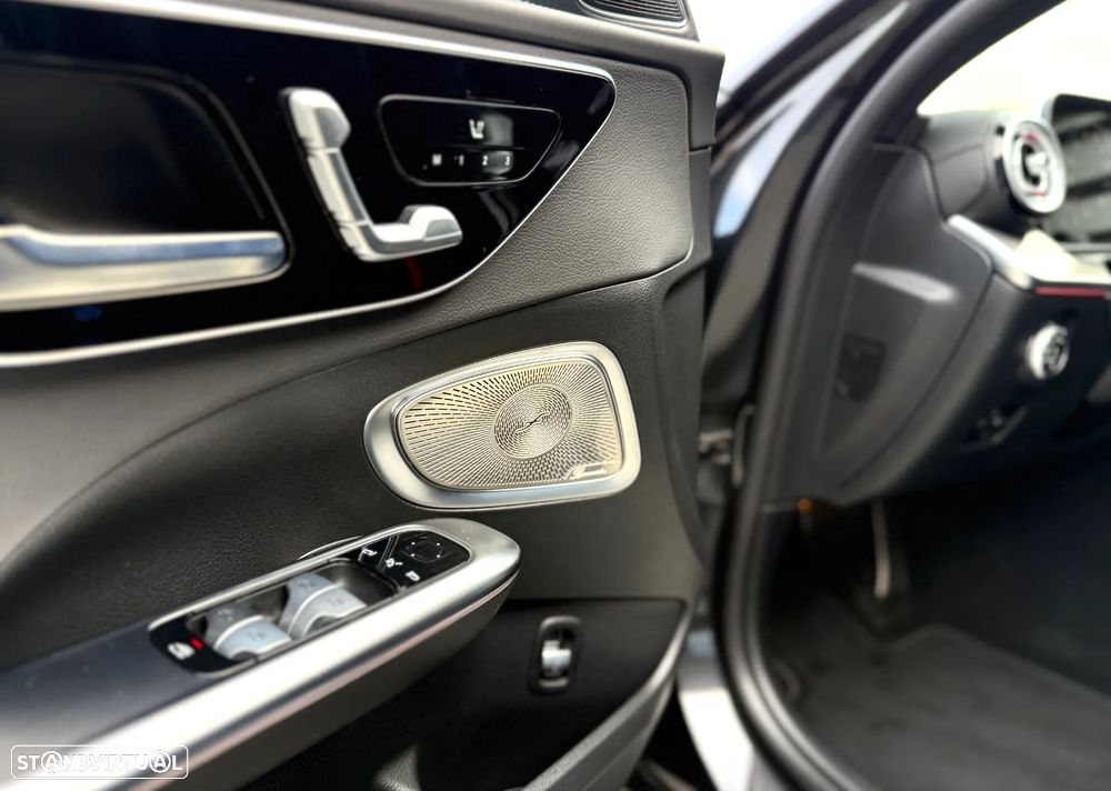 Mercedes-Benz C 300 de AMG Line - 26