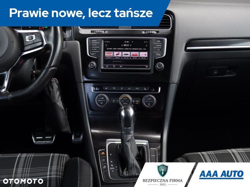 Volkswagen Golf - 12