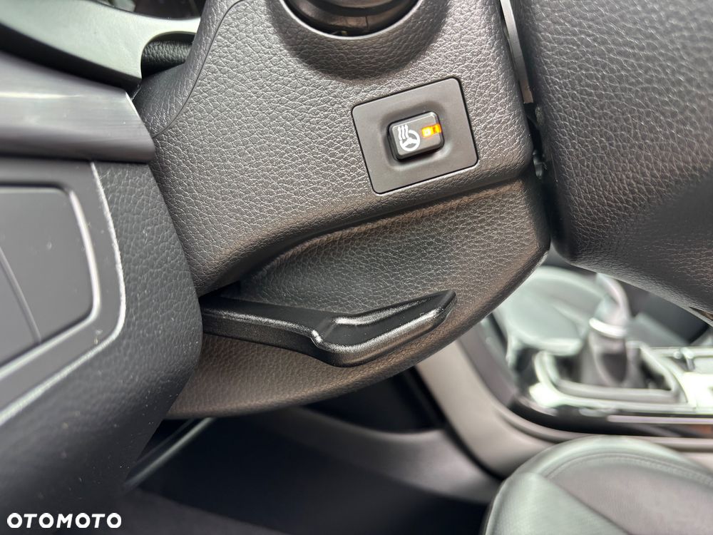 Hyundai i40 Kombi 2.0 Premium - 32
