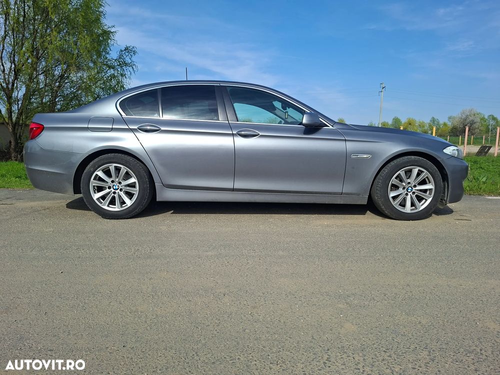 BMW Seria 5 525d Sport-Aut. - 14