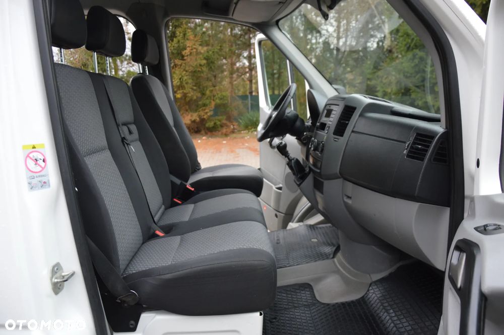 Volkswagen CRAFTER - 11