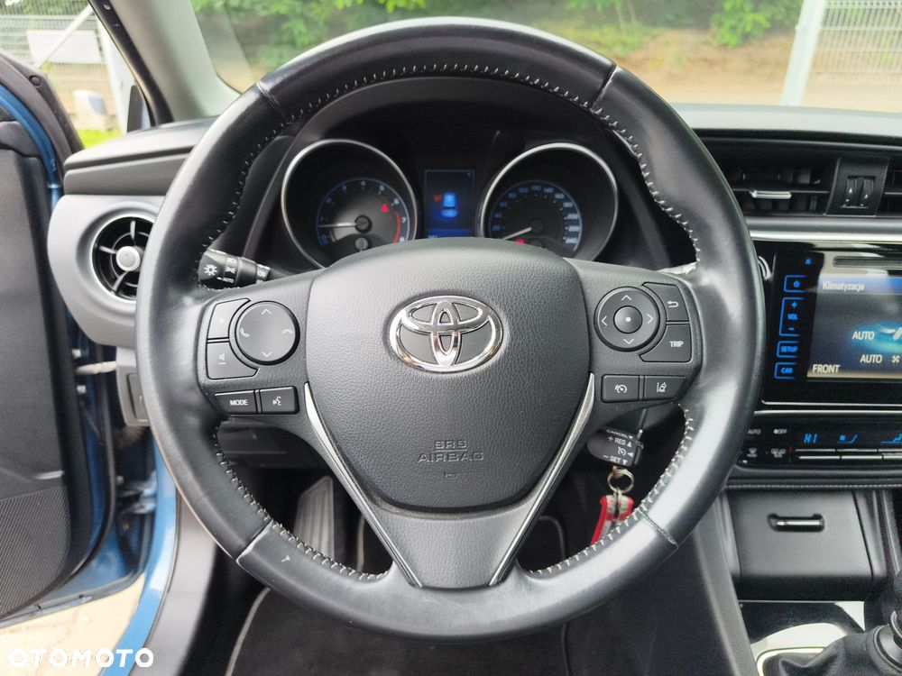 Toyota Auris - 20