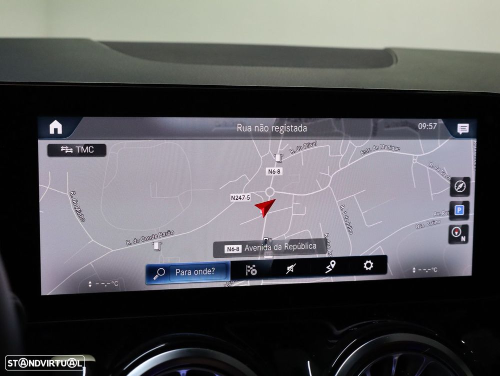 Mercedes-Benz GLA 250 e AMG Line - 12