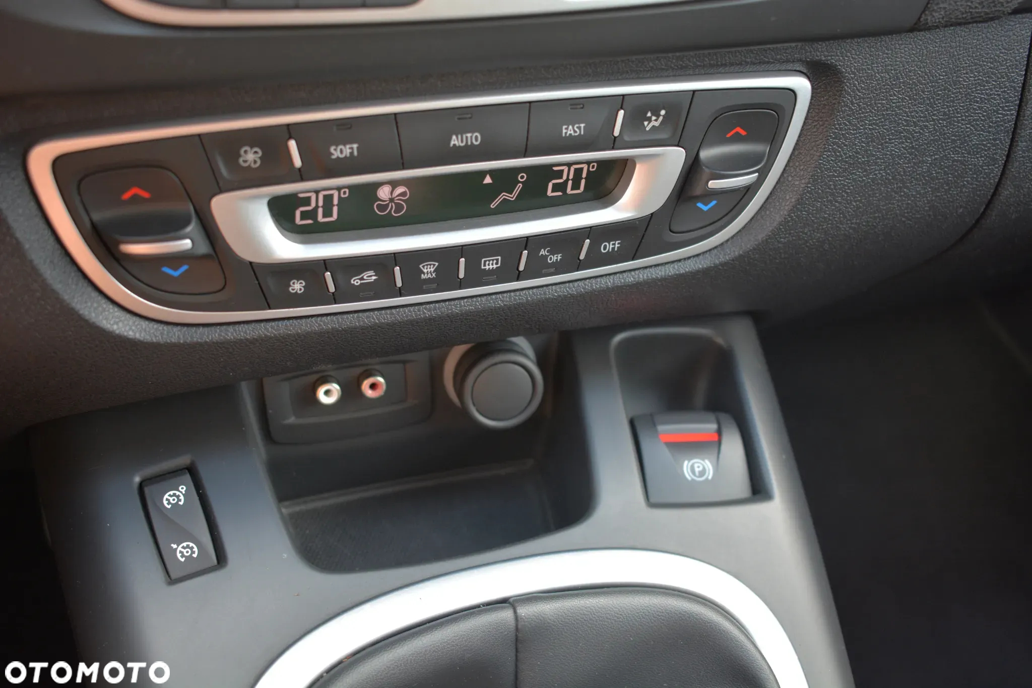 Renault Scenic - 32