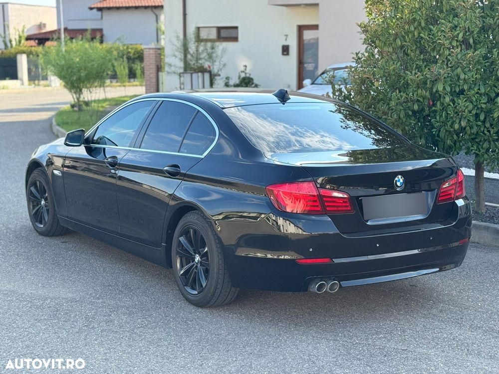 BMW Seria 5 520d Aut. - 4