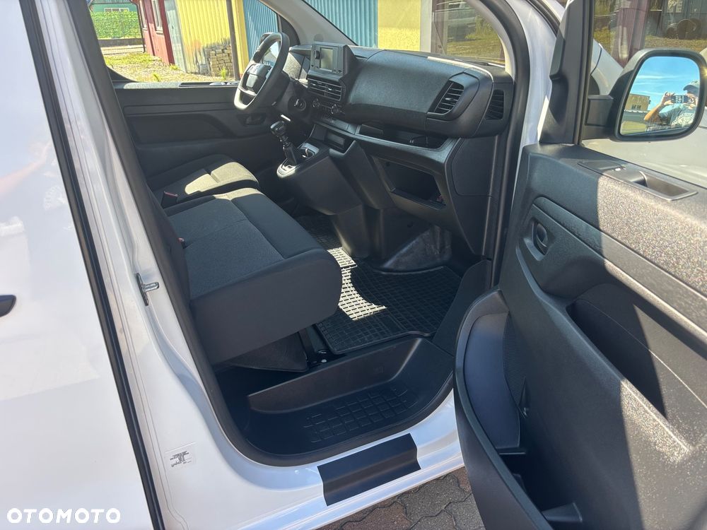 Opel Vivaro - 10
