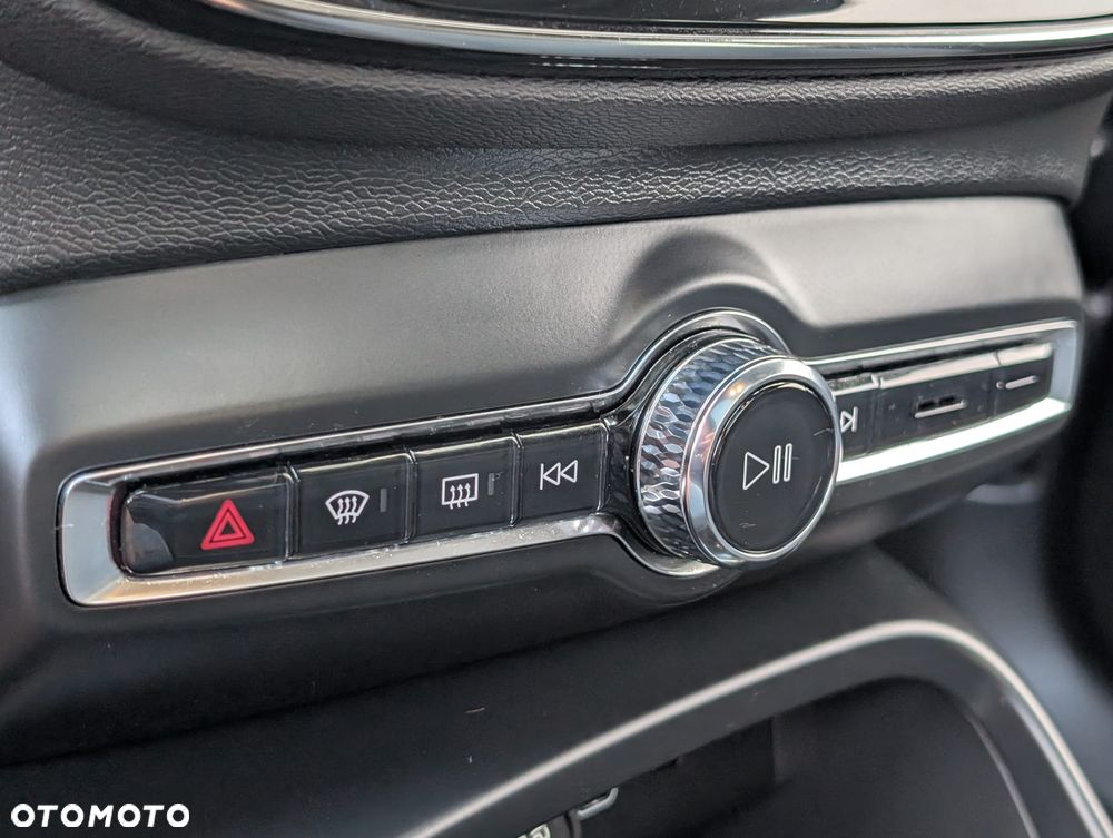 Volvo C40 Recharge 82 kWh Twin Motor Ultimate - 26