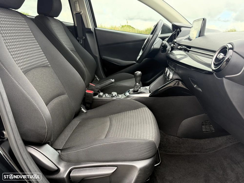 Mazda 2 1.5 Sky.Evolve Navi - 37