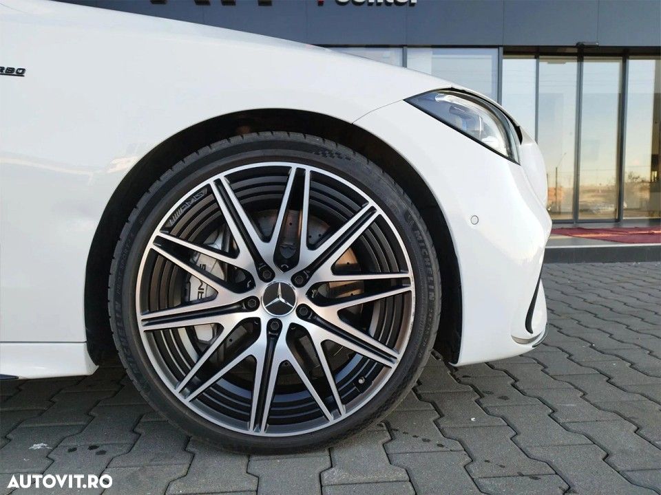 Mercedes-Benz C - 10