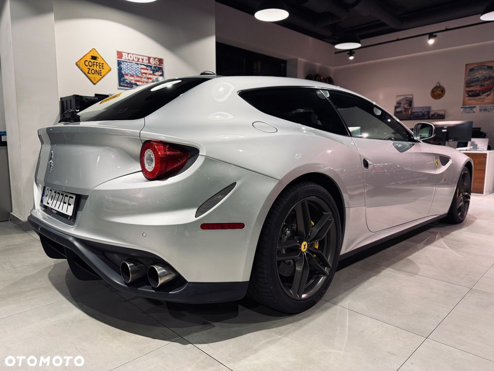 Ferrari FF Standard - 7