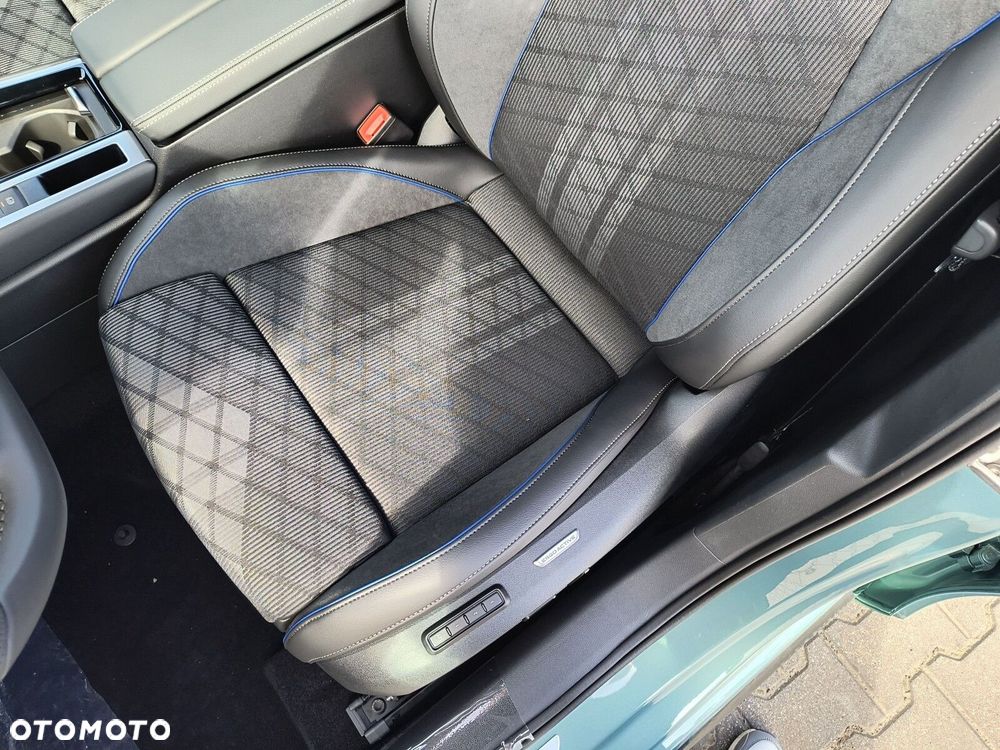 Volkswagen Passat Variant - 14